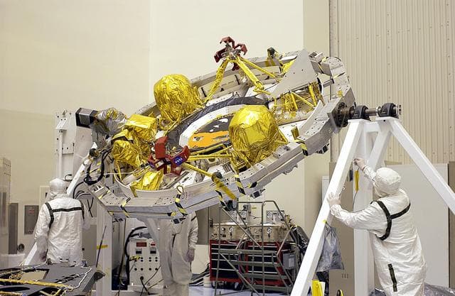 NASA image: KSC-03pd0941