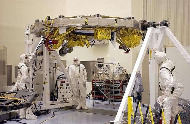 NASA image: KSC-03pd0943
