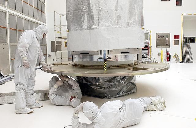 NASA image: KSC-03pd0962