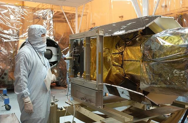 NASA image: KSC-03pd0992