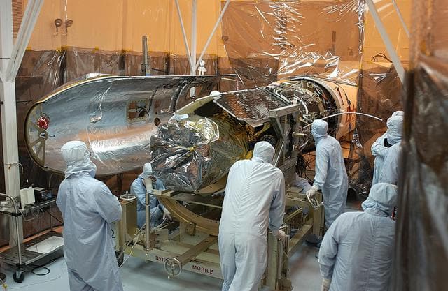 NASA image: KSC-03pd0998