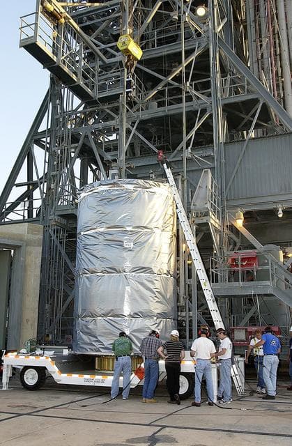 NASA image: KSC-03pd1001