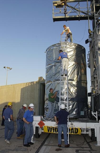 NASA image: KSC-03pd1002
