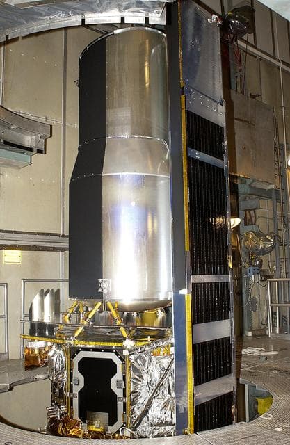 NASA image: KSC-03pd1028