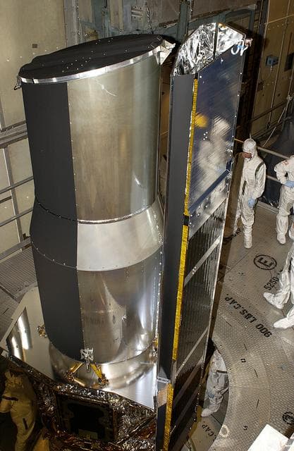 NASA image: SIRTF Encapsulation