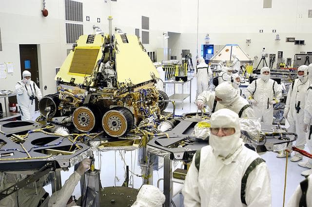 NASA image: KSC-03pd1034