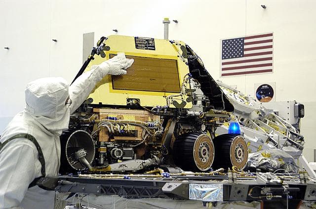 NASA image: KSC-03pd1035