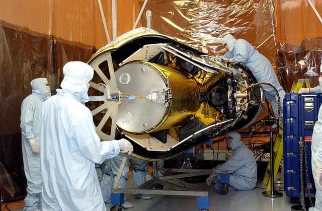 NASA image: KSC-03pd1050