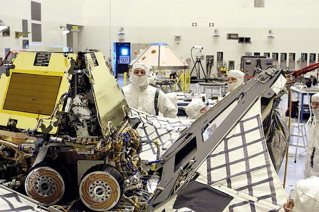 NASA image: KSC-03pd1052