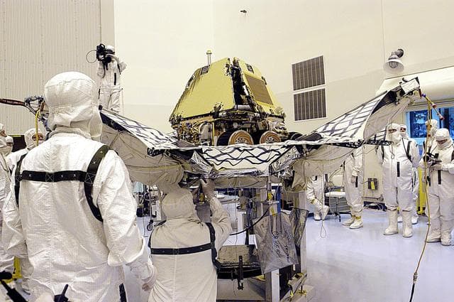 NASA image: KSC-03pd1059