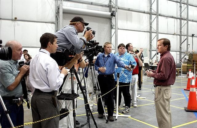 NASA image: KSC-03pd1098