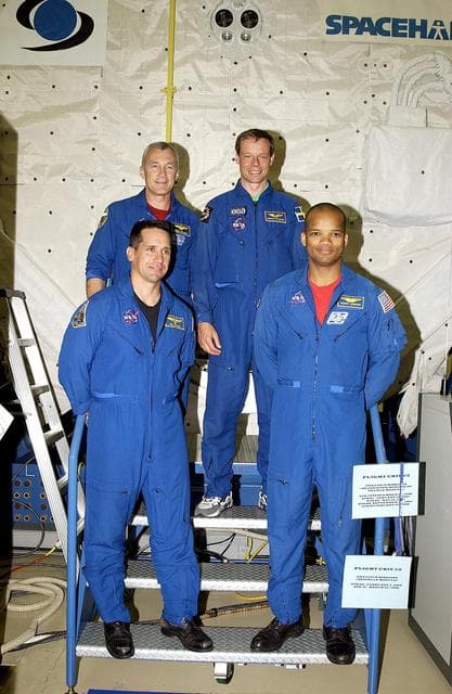 NASA image: KSC-03pd1181