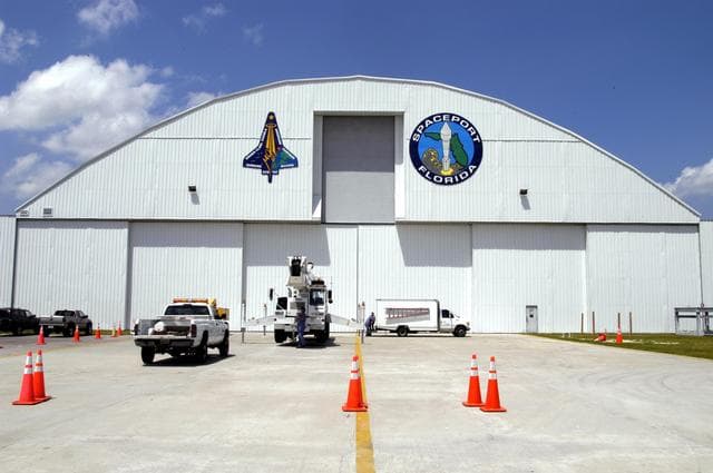 NASA image: KSC-03pd1188