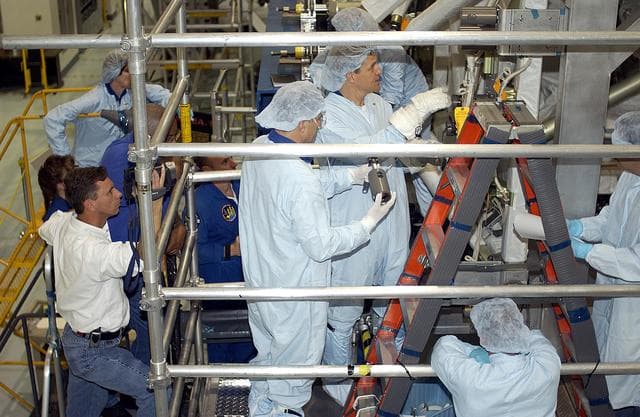 NASA image: KSC-03pd1196