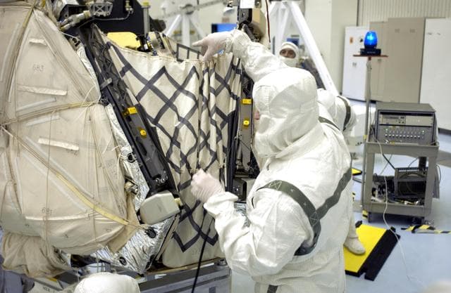 NASA image: KSC-03pd1226
