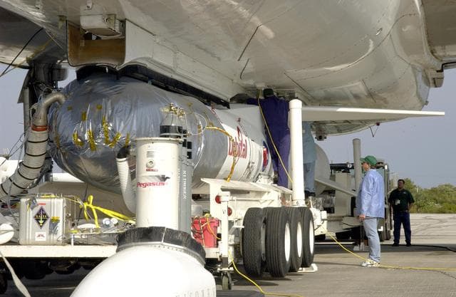 NASA image: KSC-03pd1246