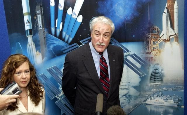 NASA image: KSC-03pd1338