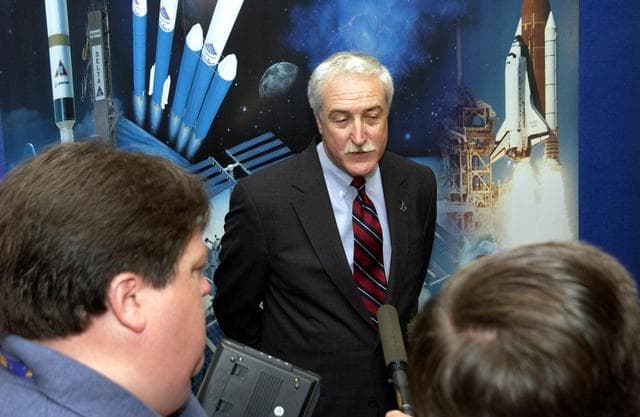 NASA image: KSC-03pd1341