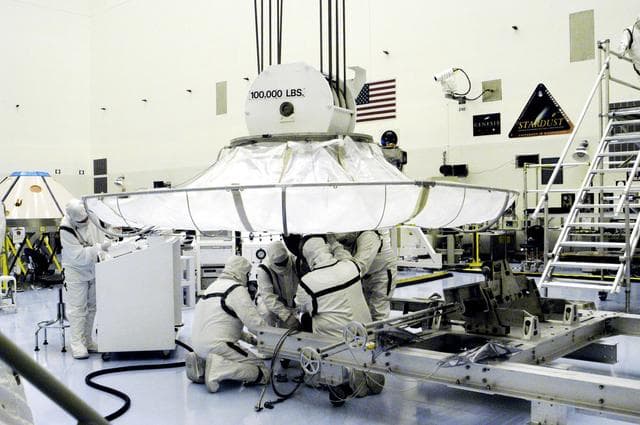 NASA image: KSC-03pd1363