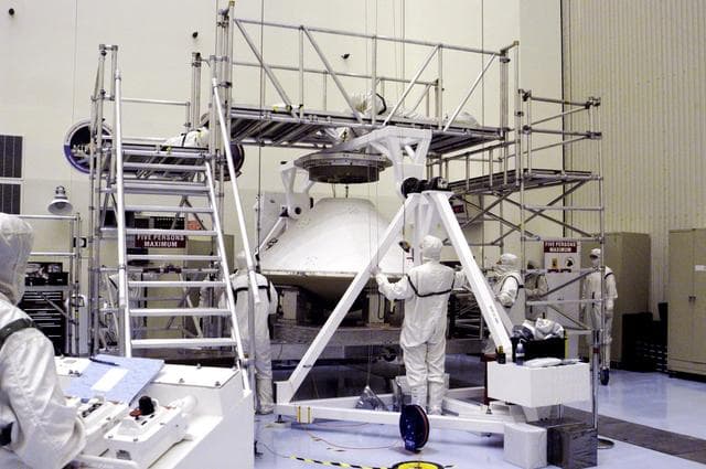 NASA image: KSC-03pd1366