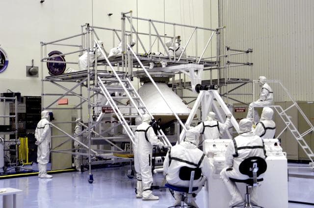 NASA image: KSC-03pd1368