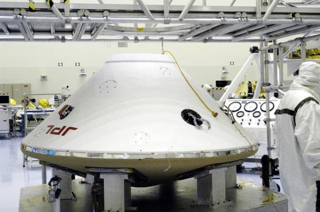 NASA image: KSC-03pd1371