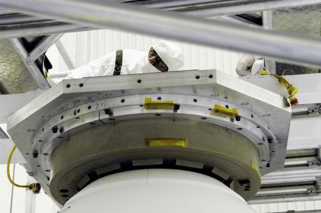 NASA image: KSC-03pd1372