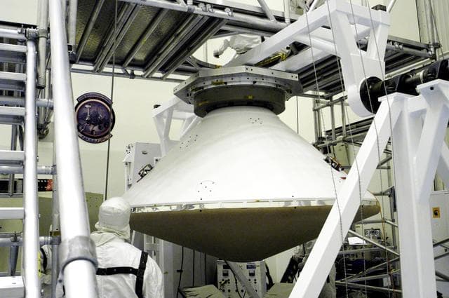 NASA image: KSC-03pd1373