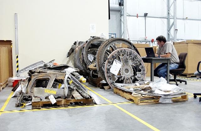 NASA image: KSC-03pd1419