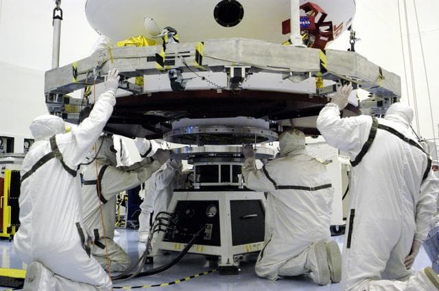 NASA image: KSC-03pd1727