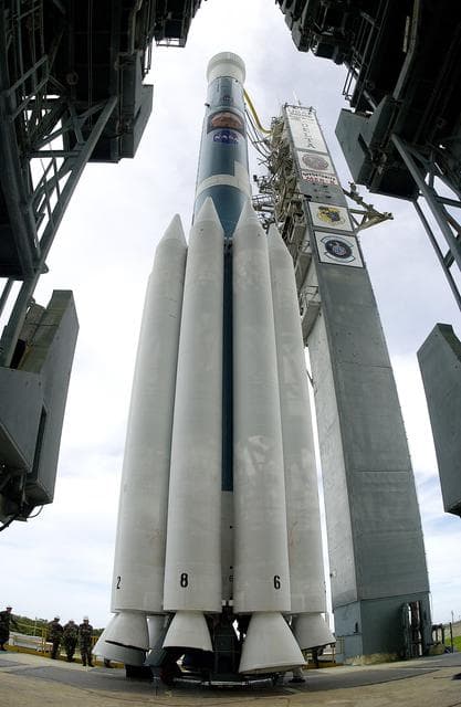 NASA image: KSC-03pd2085