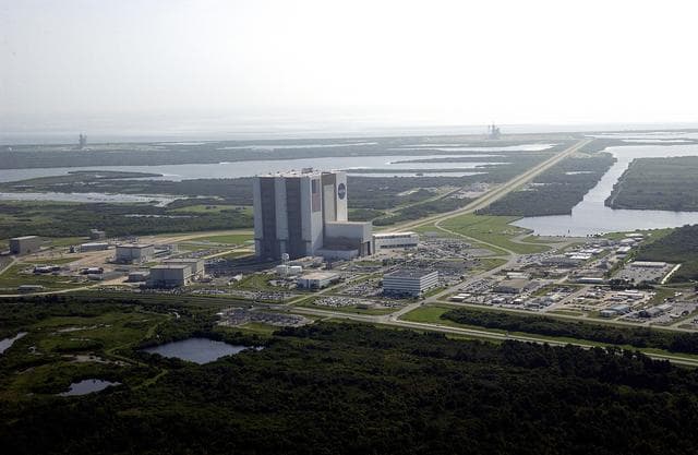 NASA image: KSC-03pd2202