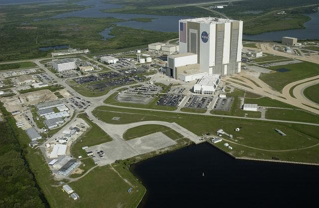 NASA image: KSC-03pd2227