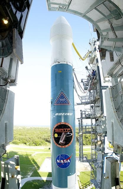 NASA image: Delta II SIRTF MST Rollback