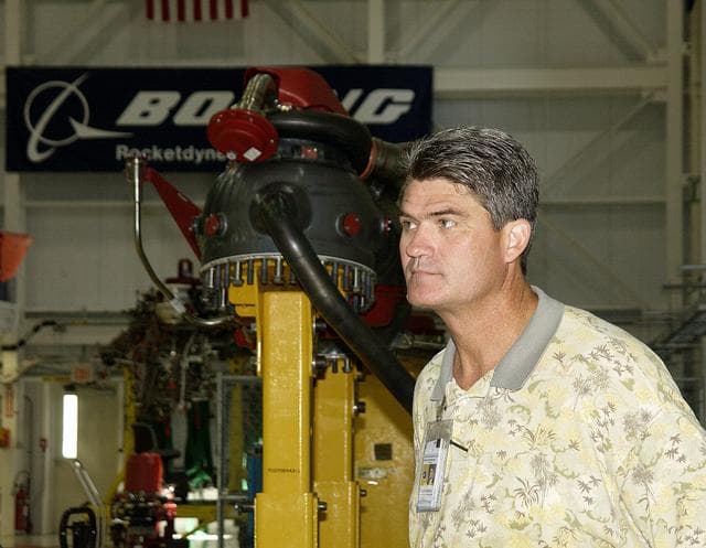 NASA image: Bill Parsons with Discovery Processing Team
