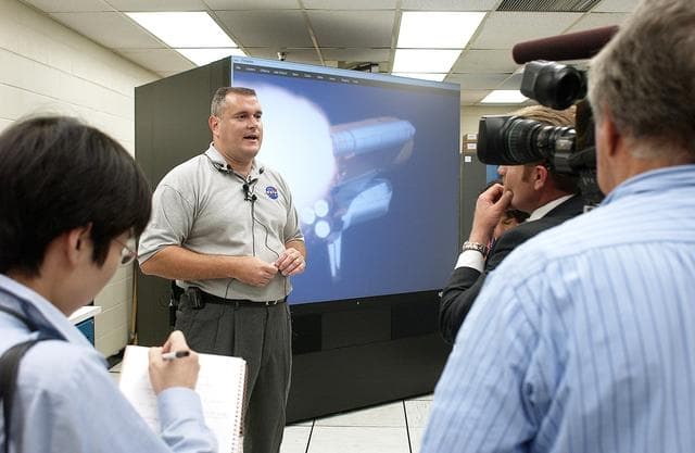 NASA image: Presentation on Improved Tracking Cameras