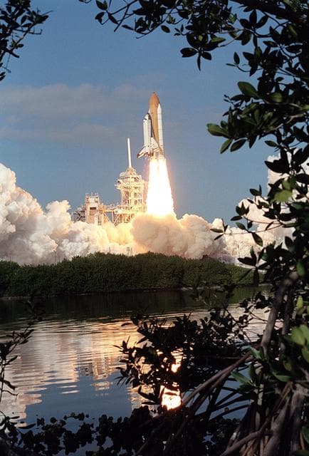 NASA image: KSC-03pp0141