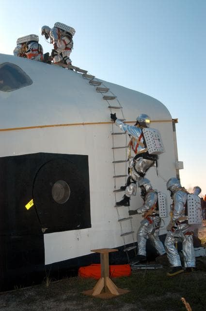 NASA image: KSC-04pd0226