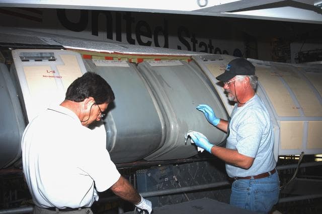 NASA image: KSC-04pd0330