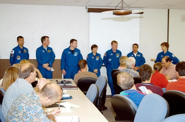 NASA image: KSC-04pd0376