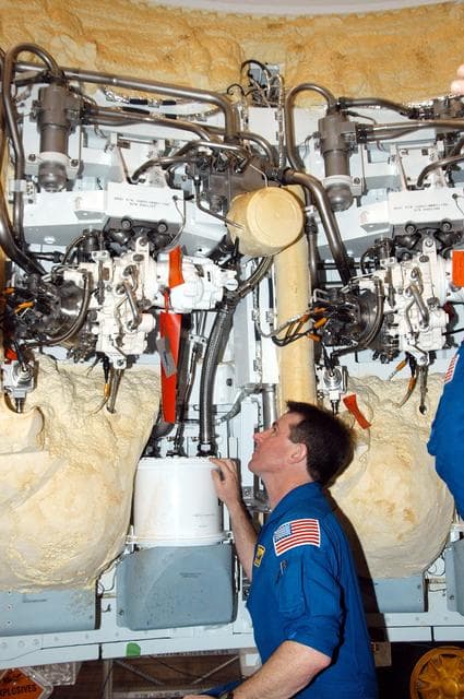 NASA image: KSC-04pd0396