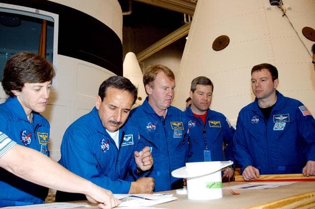 NASA image: KSC-04pd0399