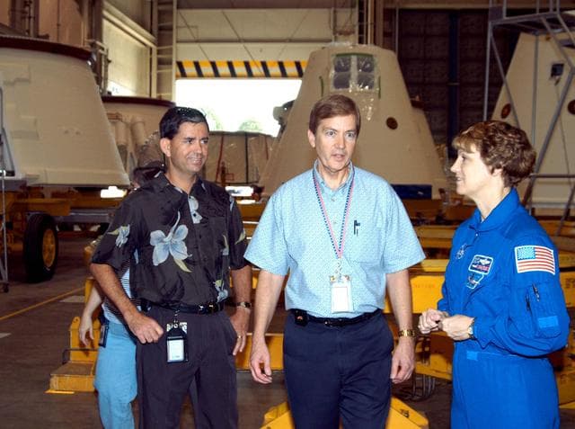 NASA image: KSC-04pd0401