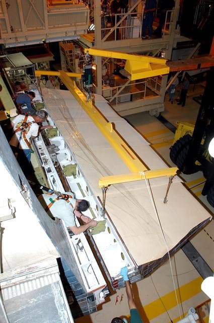 NASA image: KSC-04pd0459