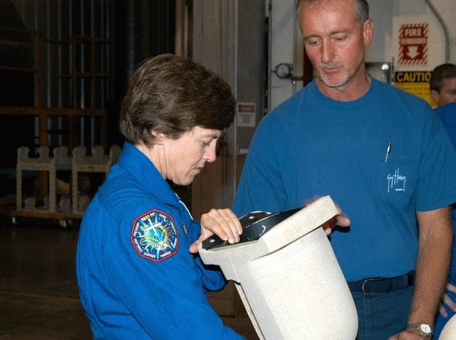 NASA image: KSC-04pd0515