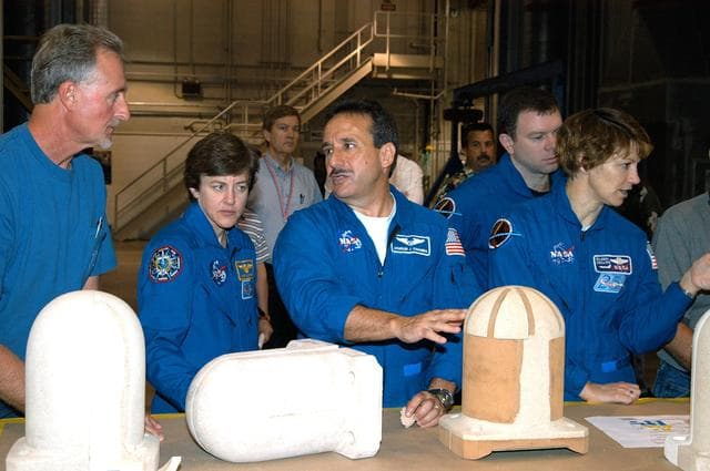 NASA image: KSC-04pd0517