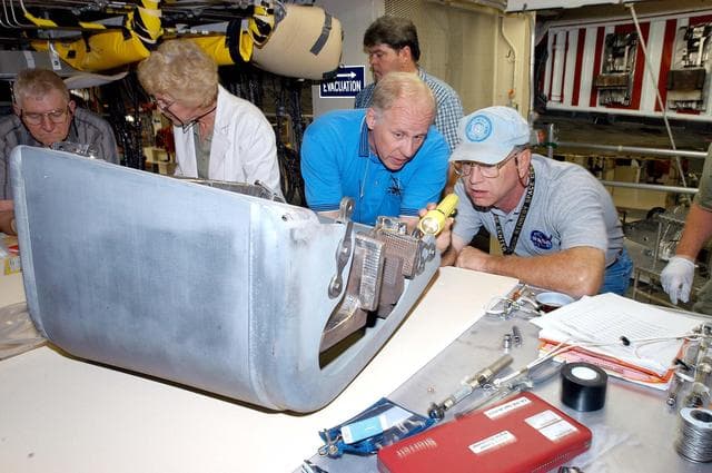 NASA image: KSC-04pd0532