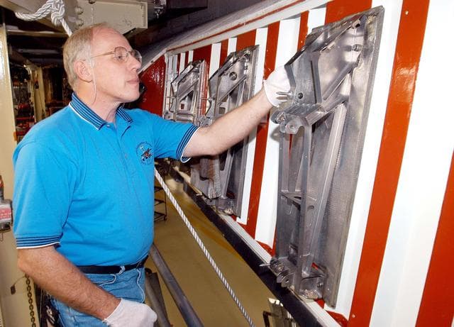 NASA image: KSC-04pd0533