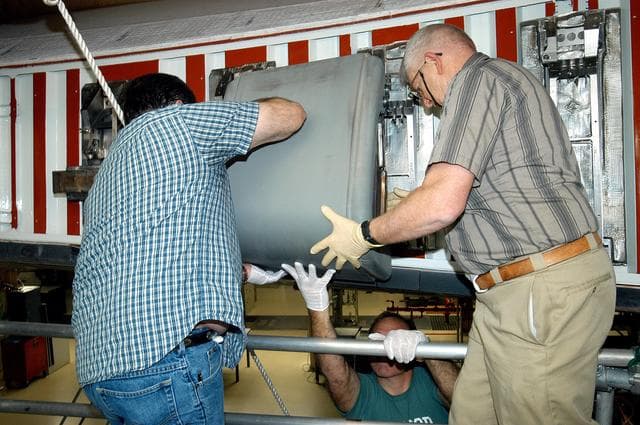 NASA image: KSC-04pd0537