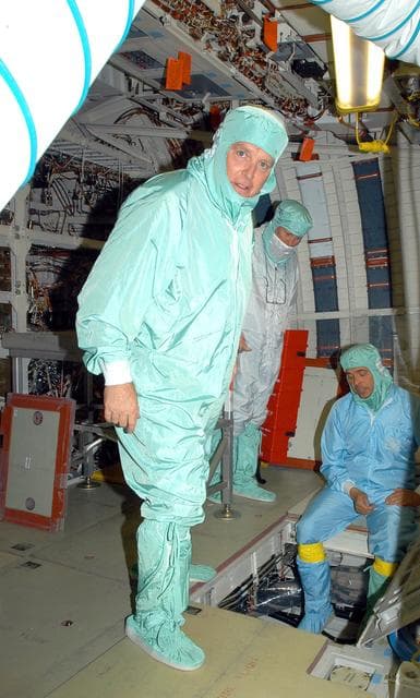 NASA image: KSC-04pd0546